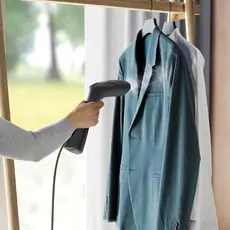 ორთქლის უთო Electrolux E6HS1-2EG, 1200W, 100ML, Steam Iron, Black, 5 image