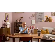 LEGO Constructor Botanicals Magnolia Branches, 9 image