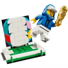 LEGO Constructor Editions Football FIFA World Cup™ Official Trophy, 3 image