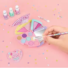 Child's Cosmetic Set Make It Real That Takes the Cake! Cosmetic Palette, 5 image