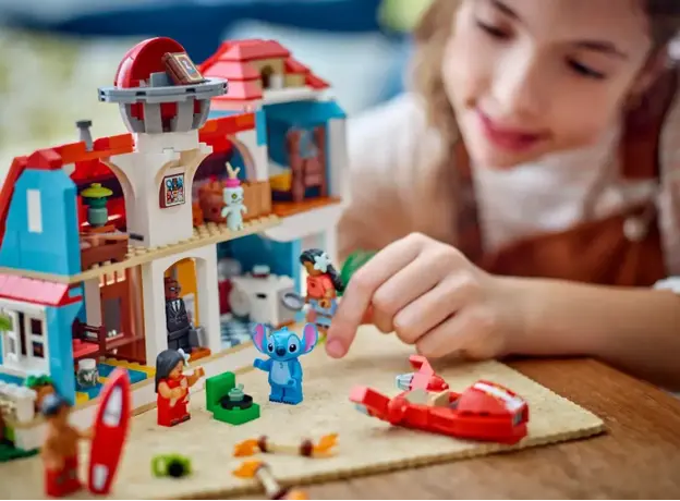 ლეგო LEGO Constructor Disney Classic Lilo and Stitch Beach House, 4 image