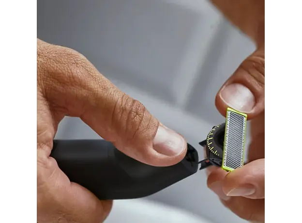 Philips OneBlade QP6532/10 Black Beard Trimmer, 3 image