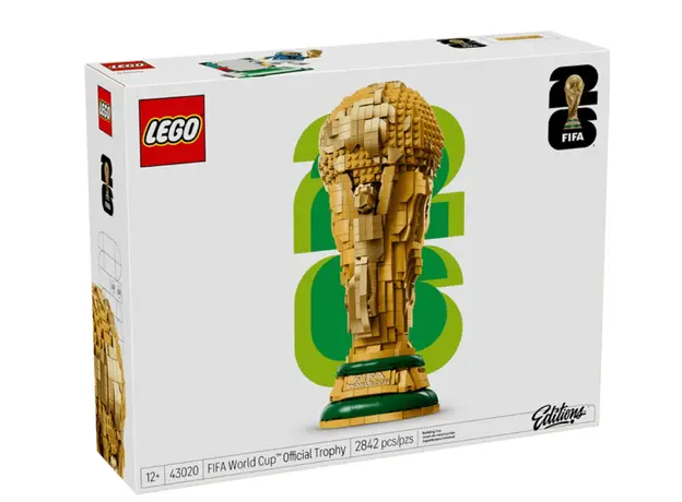LEGO Constructor Editions Football FIFA World Cup™ Official Trophy