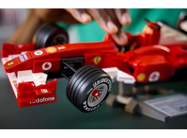 LEGO Constructor Icons Ferrari F2004 and Michael Schumacher, 6 image