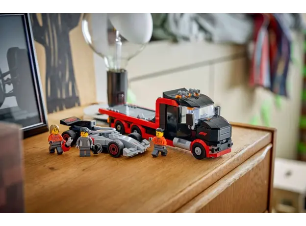 LEGO Constructor City F1 Display Truck with Audi F1 Race Car, 6 image