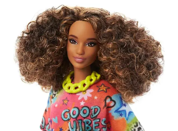 Mattel Barbie Fashionistas Doll - Good Vibes T-Shirt Dress (New pack.), 3 image